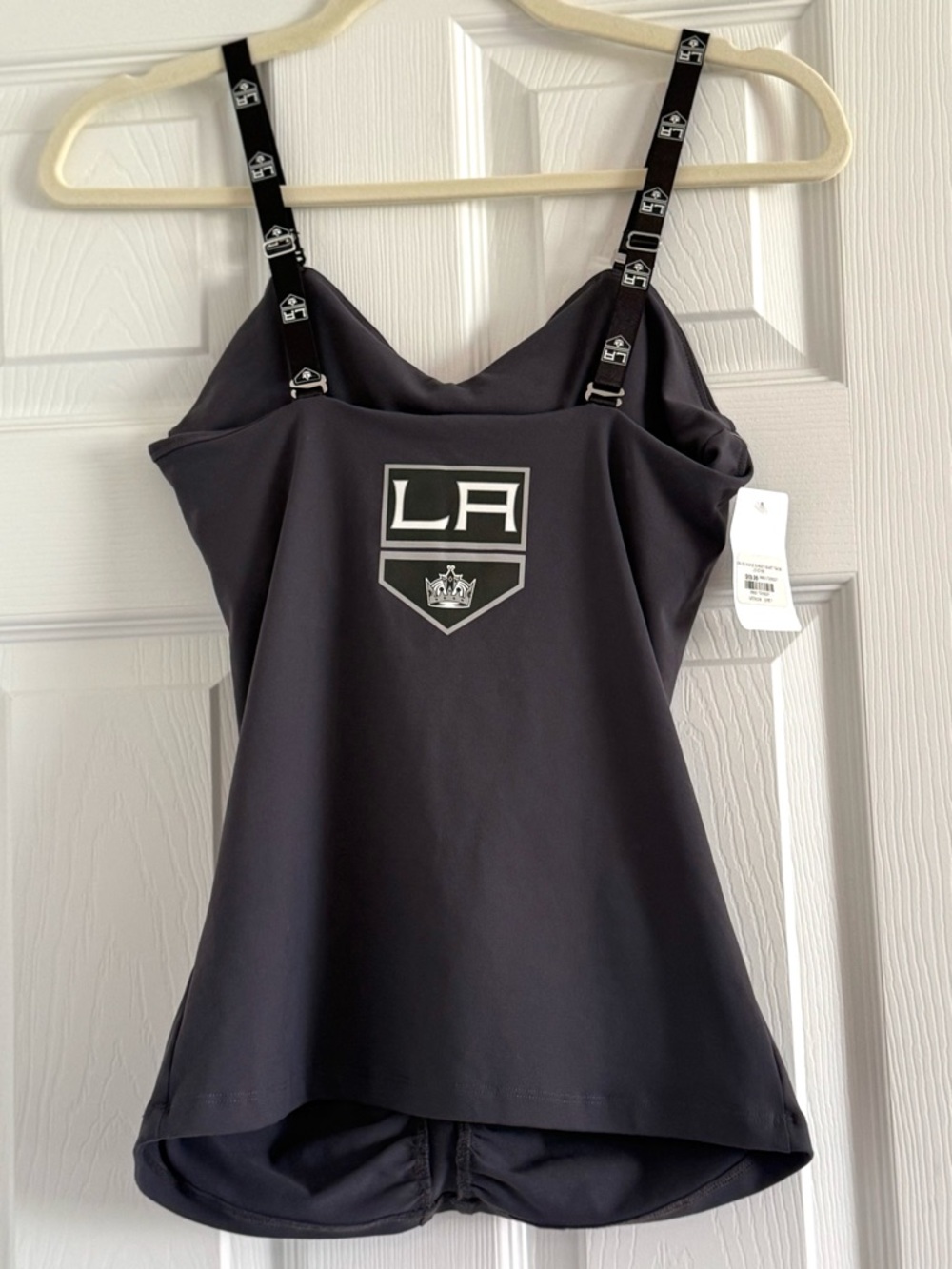 LA Kings Women’s Athletic Sweetheart Tank Medium